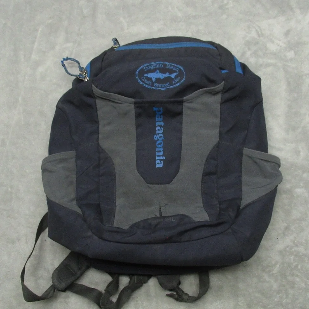 Patagonia Backpack Unisex 24L Blue‎ Yerba Commuter Padded Daypack Travel LOGO